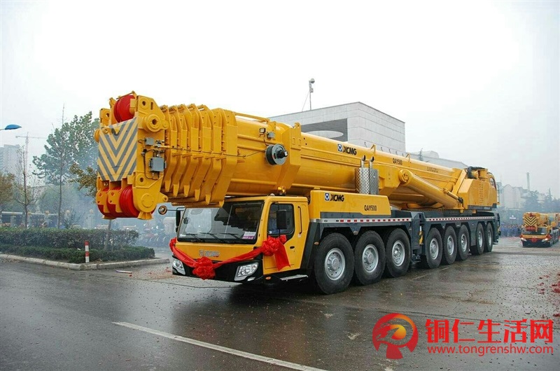 銅仁市吊車出租，銅仁市大件吊裝，銅仁市隨車吊出租。